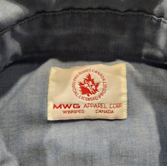 MWG Apparel Corp | Blue Chambray Western Cowboy Shirt - Pro Rodeo Canada - Picture 2 of 15